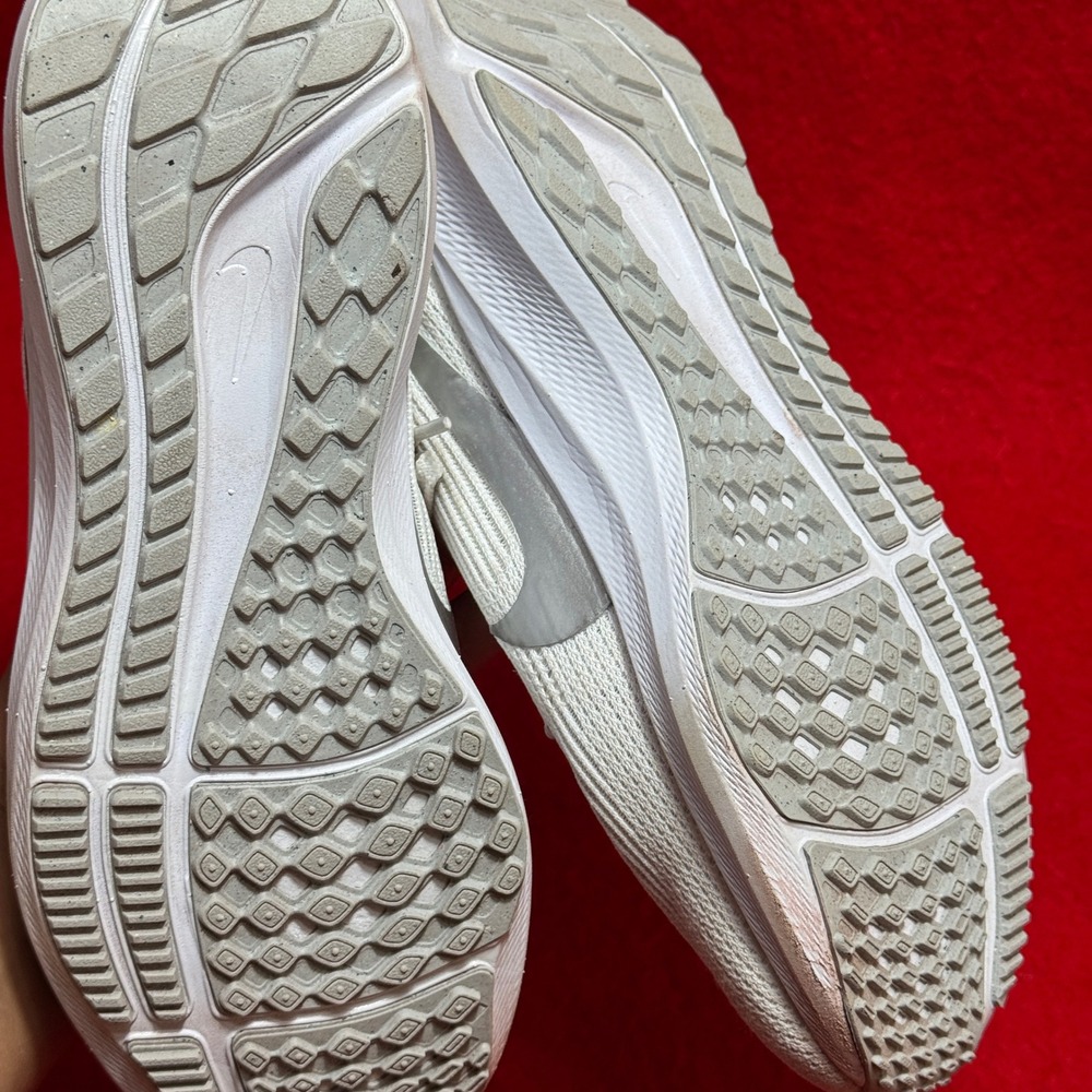 Nike Air Zoom Pegasus Shoes Women's 9 White Silver 40DV3854-101 Running Sneakers - Picture 7 of 8